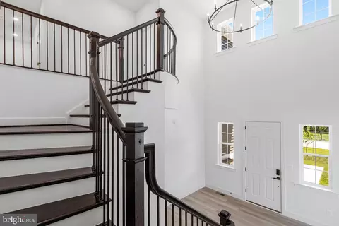 Entry Way - 2007 Saint James Rd, Accokeek, MD 20607 photo 5 of 32