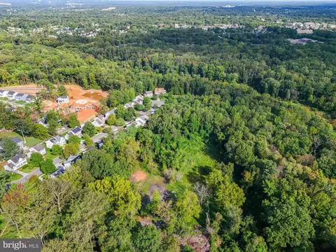 View/Area - 9310 Crandall Rd, Lanham, MD 20706 photo 7 of 14