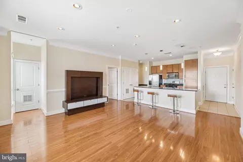 5400 Auth Rd #531, Suitland, MD 20746