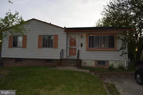 6704 Hastings Dr, Capitol Heights, MD 20743