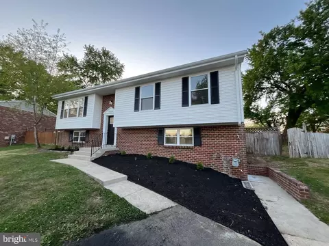 12216 Birchview Dr, Clinton, MD 20735