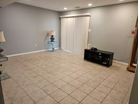 Living - 1113 Ring Bill Loop, Marlboro, MD 20774 photo 1 of 7