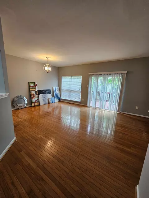 Living - 1113 Ring Bill Loop, Marlboro, MD 20774 photo 5 of 7