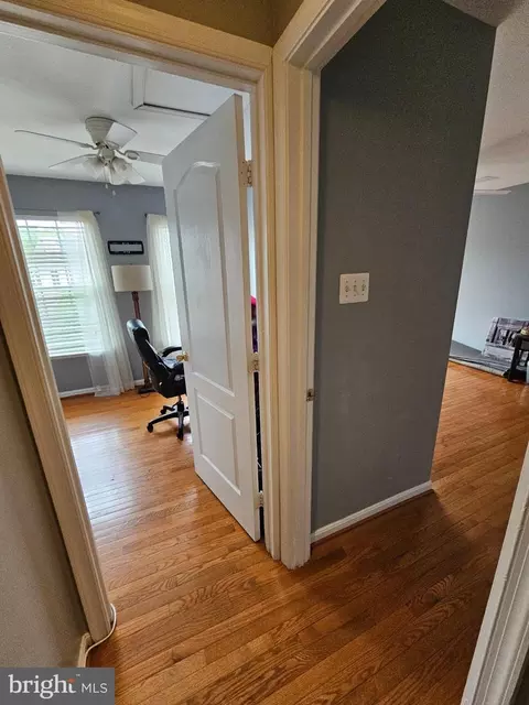 Entry Way - 1113 Ring Bill Loop, Marlboro, MD 20774 photo 4 of 4