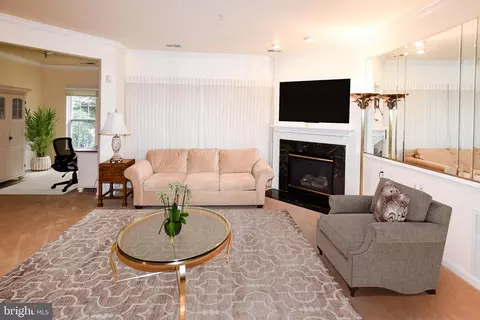 Living - 2007 Connor Ct #701B, Bowie, MD 20721 photo 2 of 3