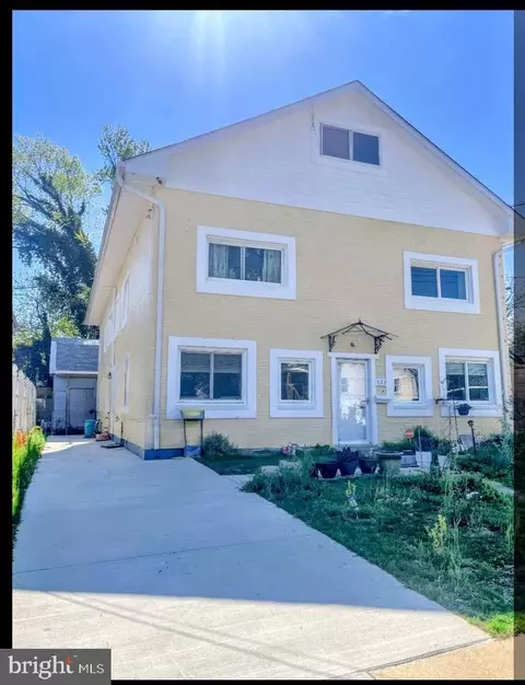 727 61st Ave, Fairmount Heights, MD 20743