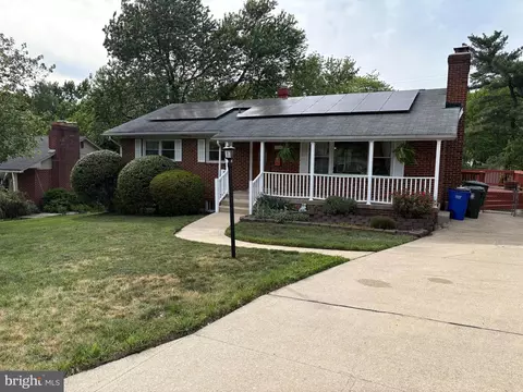 9325 Limestone Pl, College Park, MD 20740