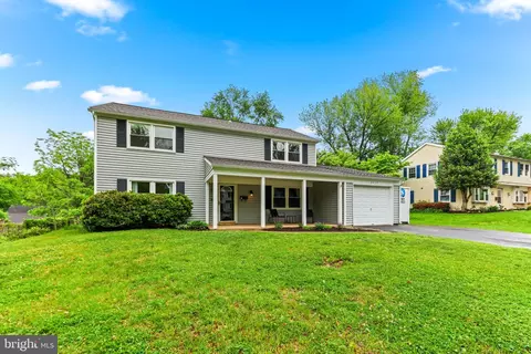 2415 Kelford Ln, Bowie, MD 20715