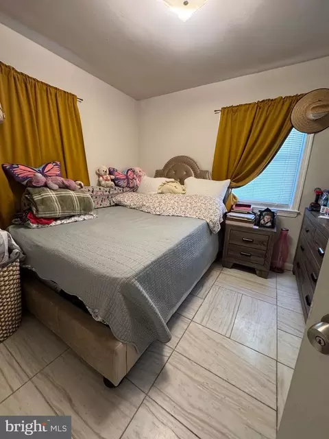Bedroom - 5007 Oglethorpe St, Riverdale, MD 20737 photo 3 of 5