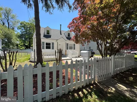 5007 Oglethorpe St, Riverdale, MD 20737