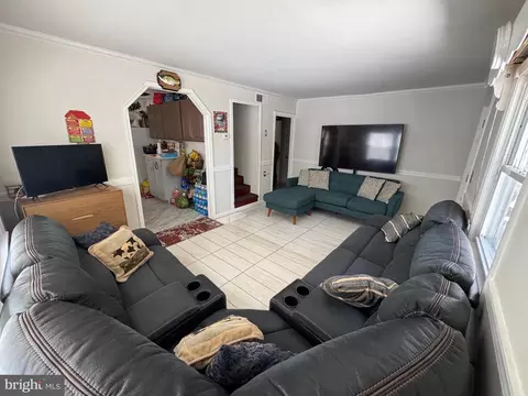 Living - 5007 Oglethorpe St, Riverdale, MD 20737 photo 1 of 1
