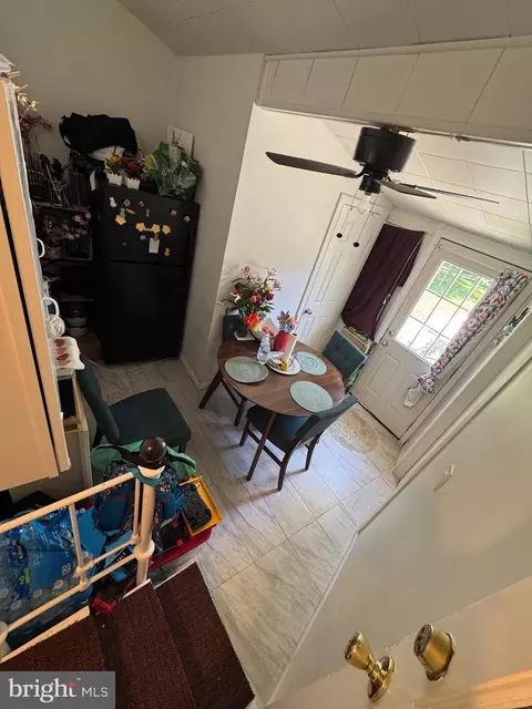 Entry Way - 5007 Oglethorpe St, Riverdale, MD 20737 photo 3 of 3