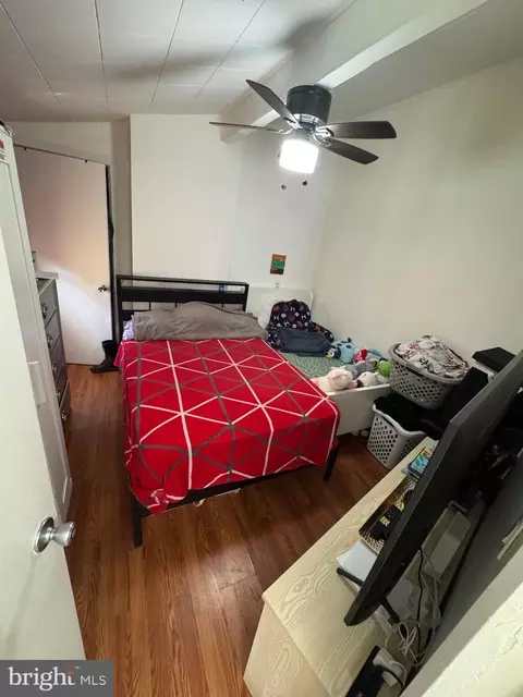 Bedroom - 5007 Oglethorpe St, Riverdale, MD 20737 photo 5 of 5