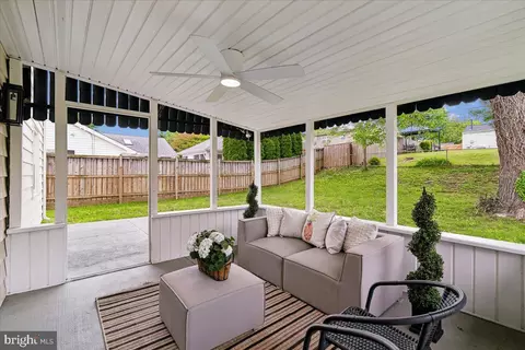 2804 Spindle Ln, Bowie, MD 20715