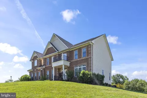 2501 Friendship Heights Dr, Fort Washington, MD 20744