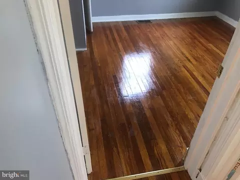Entry Way - 4514 Allies, Suitland, MD 20746 photo 5 of 14
