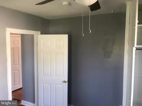 Entry Way - 4514 Allies, Suitland, MD 20746 photo 3 of 14