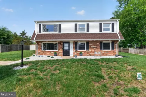 4328 Canyonview Dr, Marlboro, MD 20772