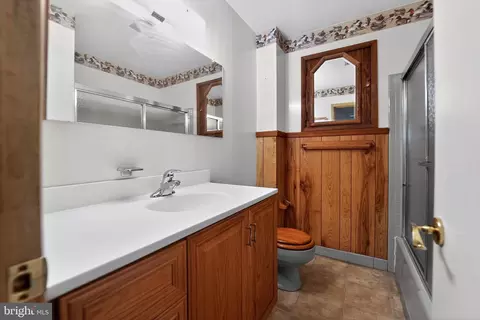 Bath - 7012 Redmiles Rd, Laurel, MD 20707 photo 1 of 3