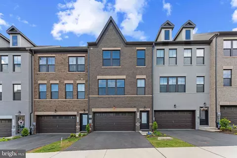 3545 Stella Blue Dr, Hyattsville, MD 20782