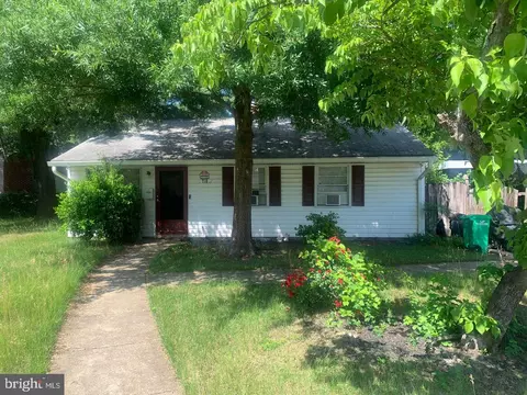 700 Leyte Pl, Oxon Hill, MD 20745