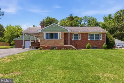 10905 Westwood Dr, Cheltenham, MD 20623