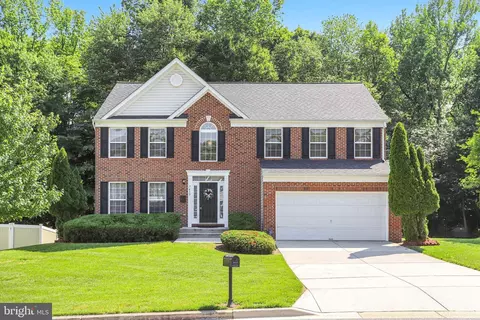 7613 Starshine Dr, District Heights, MD 20747