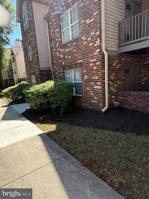 9704 Lake Pointe Ct #102, Marlboro, MD 20774