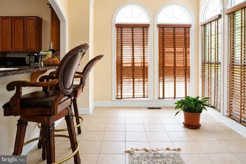 Entry Way - 12802 Willow Marsh Ln, Bowie, MD 20720 photo 11 of 15