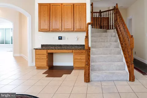 Entry Way - 12802 Willow Marsh Ln, Bowie, MD 20720 photo 9 of 15