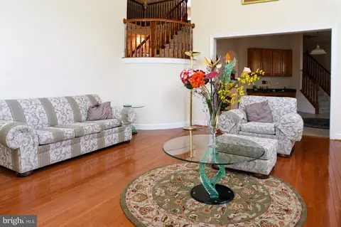 Living - 12802 Willow Marsh Ln, Bowie, MD 20720 photo 7 of 8