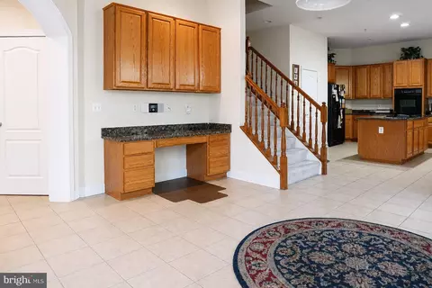 Entry Way - 12802 Willow Marsh Ln, Bowie, MD 20720 photo 8 of 15