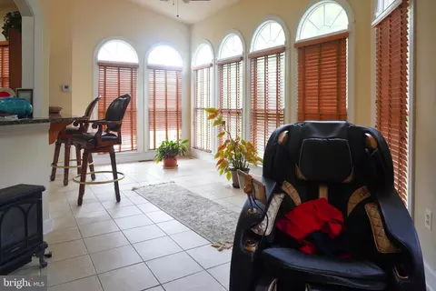 Entry Way - 12802 Willow Marsh Ln, Bowie, MD 20720 photo 3 of 15