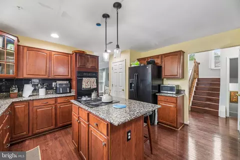 Entry Way - 16116 Eckhart Road Rd, Bowie, MD 20716 photo 4 of 27