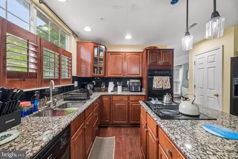 Kitchen - 16116 Eckhart Road Rd, Bowie, MD 20716 photo 3 of 5