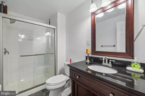 Bath - 16116 Eckhart Road Rd, Bowie, MD 20716 photo 6 of 6