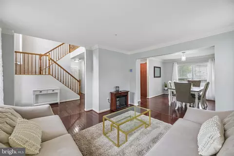 Entry Way - 16116 Eckhart Road Rd, Bowie, MD 20716 photo 3 of 27