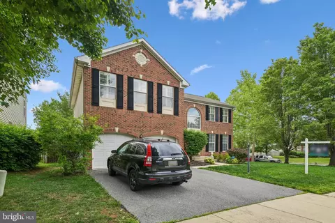 Exterior - 16116 Eckhart Road Rd, Bowie, MD 20716 photo 5 of 7