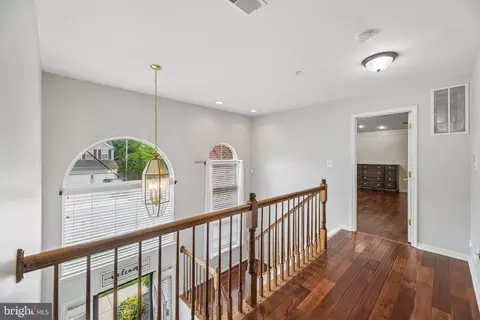 Entry Way - 16116 Eckhart Road Rd, Bowie, MD 20716 photo 11 of 27