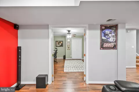 Entry Way - 16116 Eckhart Road Rd, Bowie, MD 20716 photo 27 of 27
