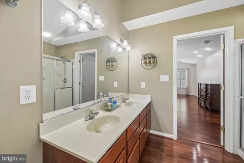 Entry Way - 16116 Eckhart Road Rd, Bowie, MD 20716 photo 14 of 27