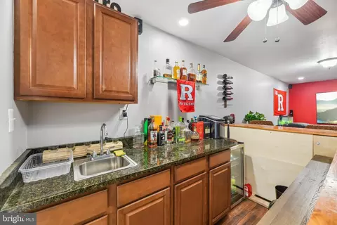 Entry Way - 16116 Eckhart Road Rd, Bowie, MD 20716 photo 21 of 27
