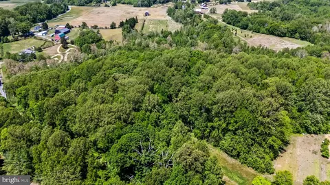 15690 Nelson Perrie Rd, Brandywine, MD 20613 photo 5
