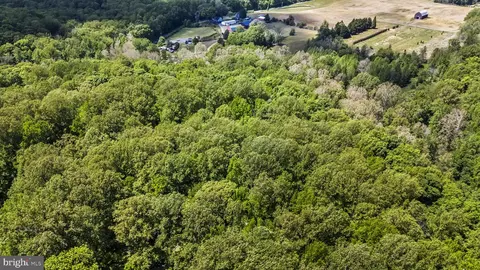 15690 Nelson Perrie Rd, Brandywine, MD 20613 photo 4