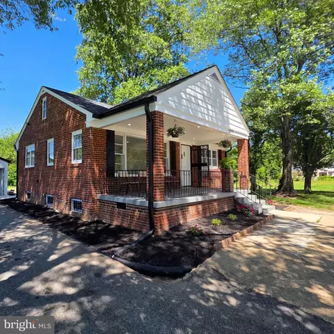 2206 Brinkley Rd, Fort Washington, MD 20744