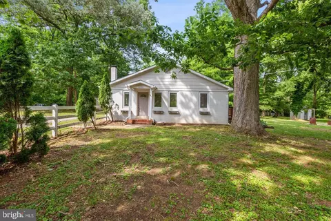 16900 Bealle Hill Rd, Waldorf, MD 20601