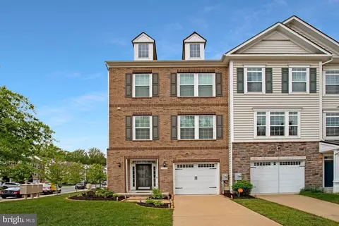 5000 Forest Pines Dr, Marlboro, MD 20772