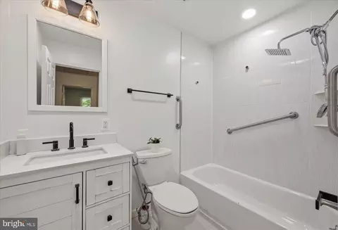 Bath - 5807 Parkway Dr, Laurel, MD 20707 photo 1 of 3