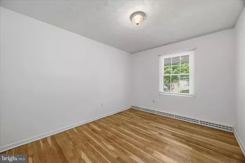 Bedroom - 5807 Parkway Dr, Laurel, MD 20707 photo 4 of 5