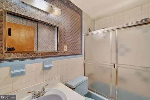 Bath - 3208 Accolade Dr, Clinton, MD 20735 photo 2 of 3